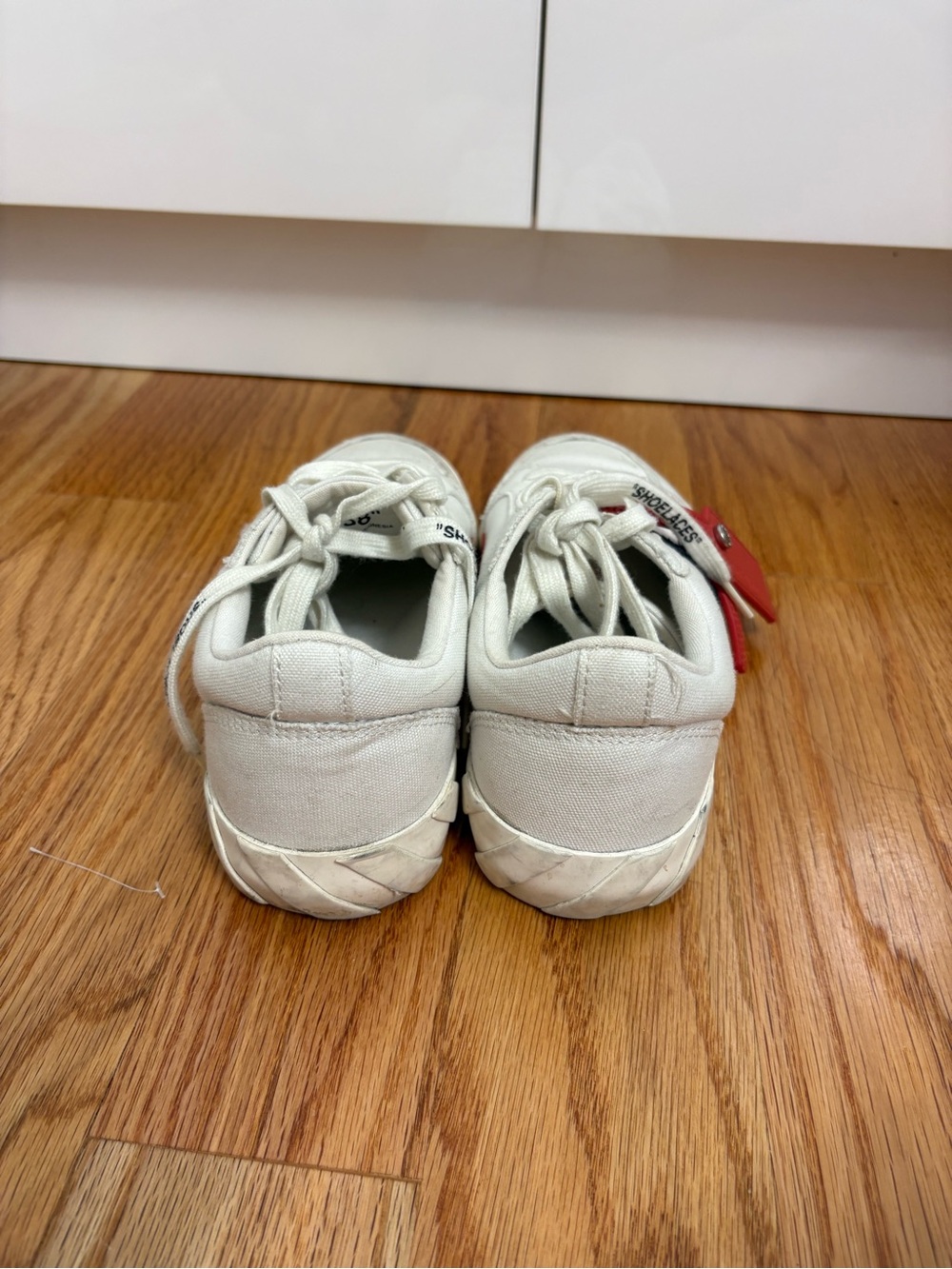 Off-White Canvas Low-Top Sneakers with Black Logo Detail - Picture 3 of 5
